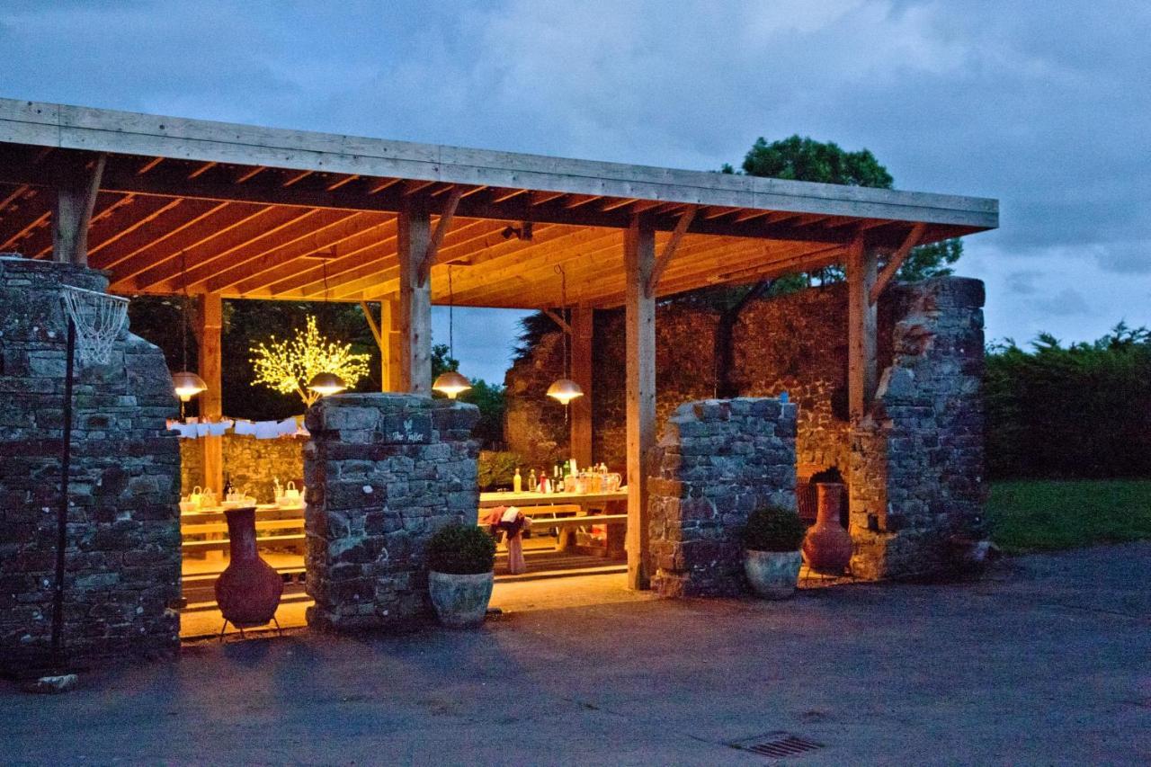 Дом отдыха East Thorne Glamping Буде
